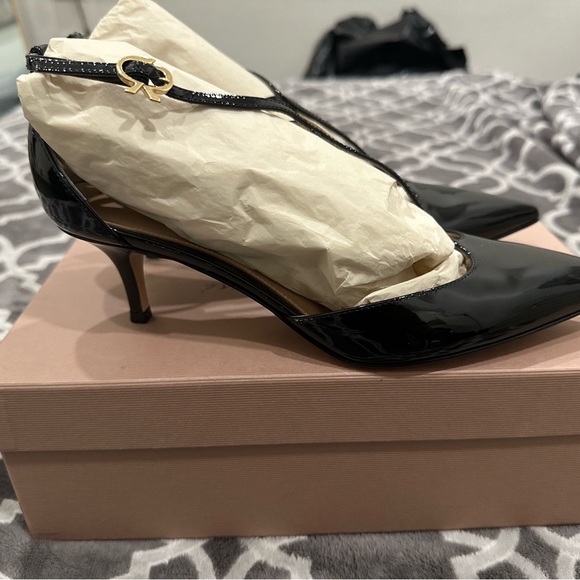 Gianvito Rossi Ribbon T-Bar Shoe Size 38.5 - Picture 3 of 4